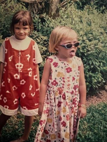 Childhood photo of Annalisa with her siter Carin Cochrane
