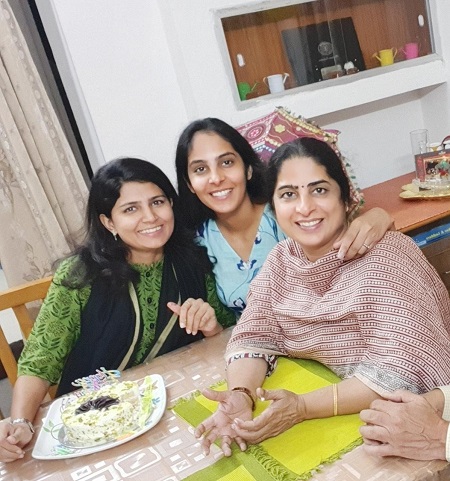 Isha Duhan IAS family