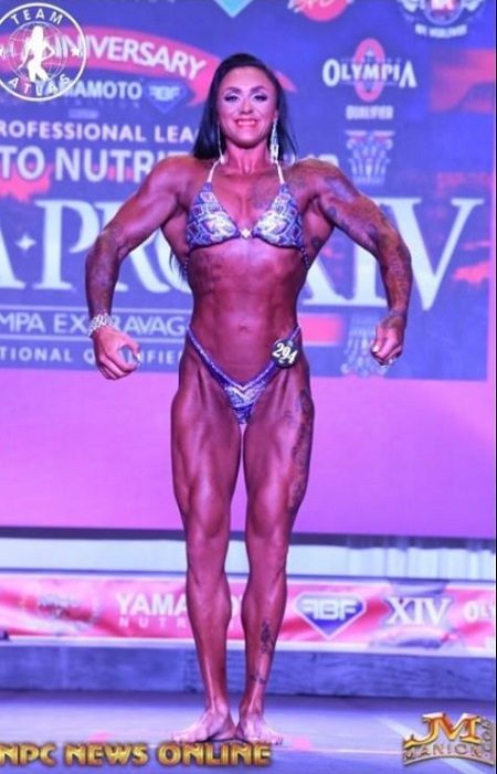 Janelle Zielinski as Ifbb pro