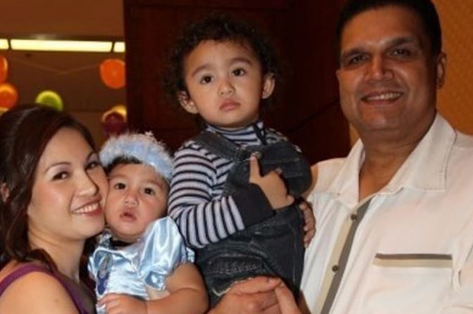 Leonard with family