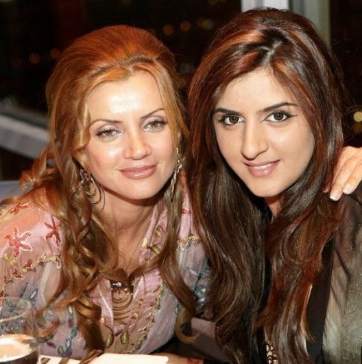 Mahra Al Maktoum and her mother Zoe Grigorakos