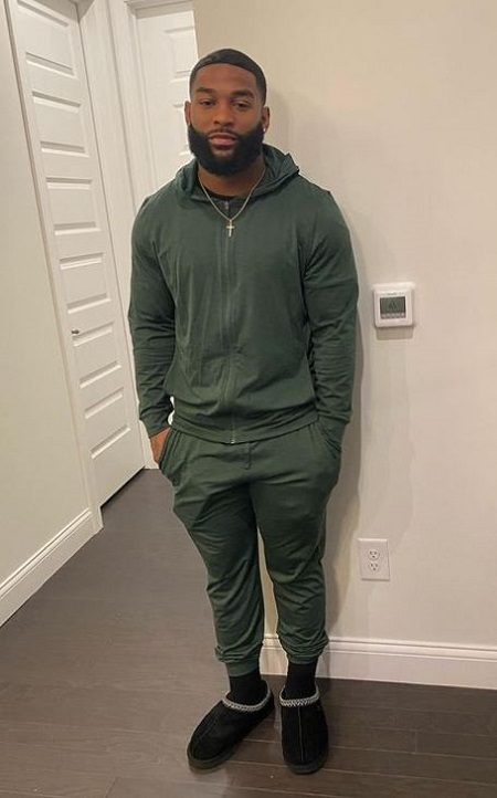 Miyan Williams Height, Weight & Physical Stats