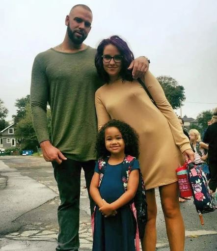 Pat Stay with his wife and daughter