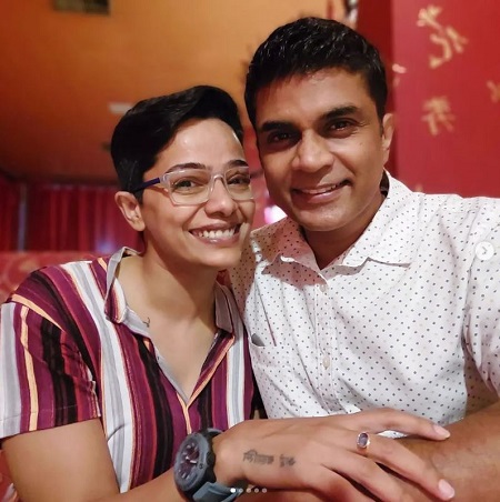RJ Neena Spouse, Boyfriend Name & Marriage Photos (Kids)RJ Neena Spouse, Boyfriend Name & Marriage Photos (Kids)