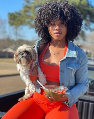 Raven Jackson had a pet dog