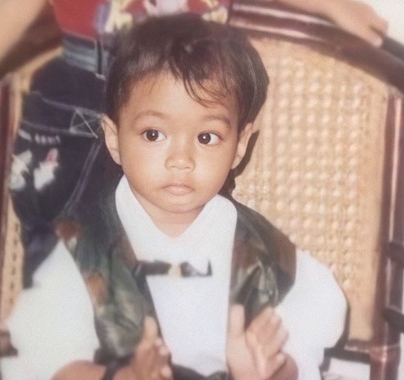 Reza Oktovian childhood picture