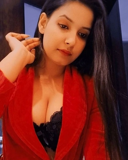 Ridhima Tiwari Wik(Age, College, Sun Sign, Birthdate)