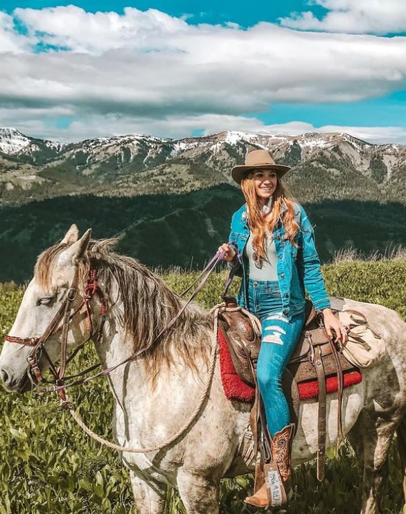 Abby Labar likes horse riding