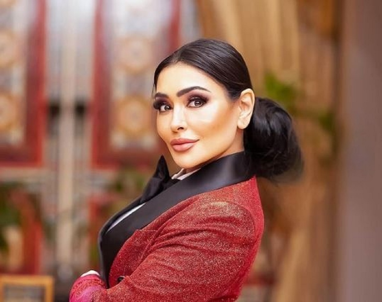 Actress Tarina Patel Receives Global Gandhi Award for Philanthropy at UK Parliament