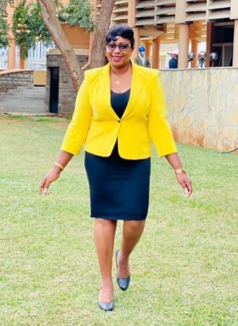 Aisha Jumwa height