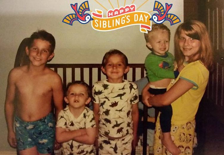 Alexandra Rose childhood image with her brothers