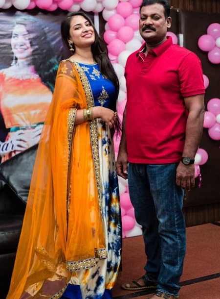 Anchor Meghana Kumar with her father