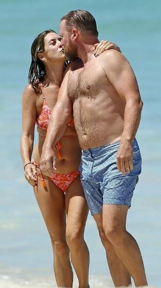Andrew Nixon and Kate Walsh traveled together