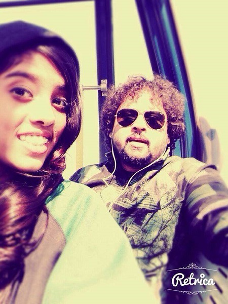 Bobbini Ayisha old picture with Vijay Kaartik