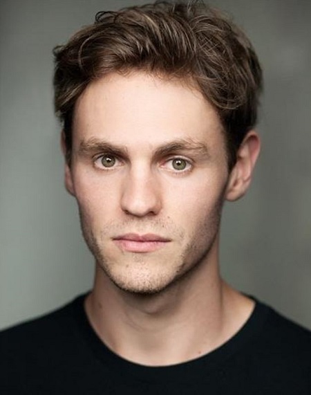 Charlie Vickers Biography, Birthdate (Early Life & Education)
