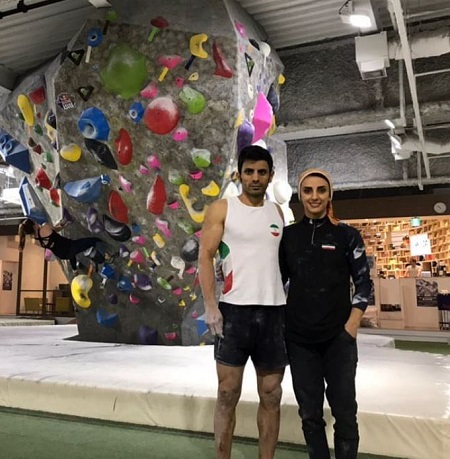 Elnaz Rekabi with her brother