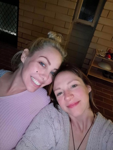 Evie Leana with her sister Gemma Lea