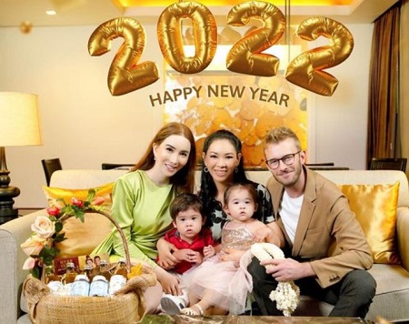 Jakkaphong Jakrajutatip family