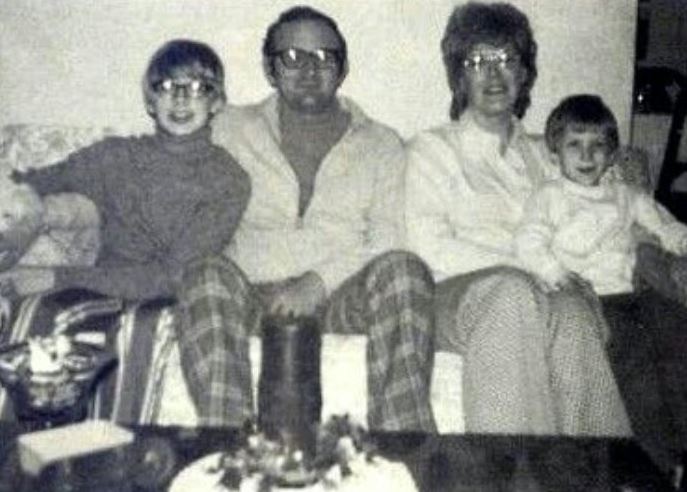 Joyce Dahmer spouse and sons