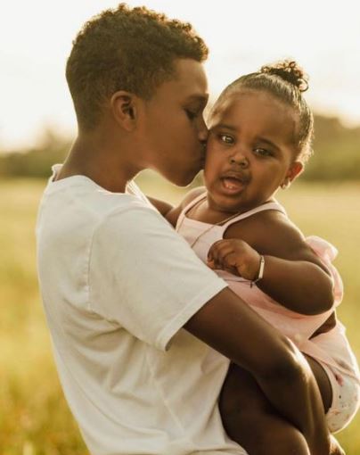 Mikaben son and daughter