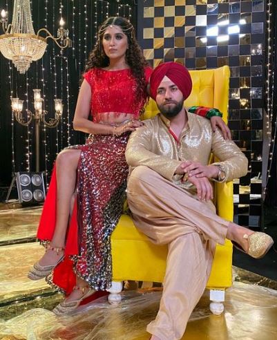 Nimrit Kaur Ahluwalia and her fellow actor