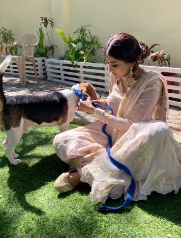Nimrit Kaur Ahluwalia has a pet dog