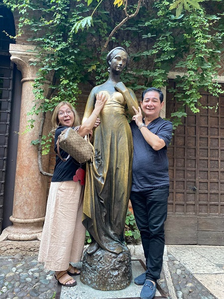 Percy Lapid with his wife in Italy