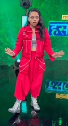 Srushti Tawade height
