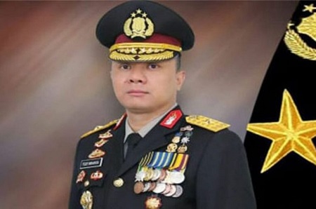 Teddy Minahasa family