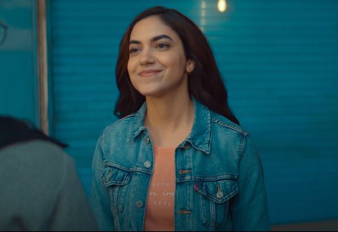 The female main character is acted by Ritu Varma