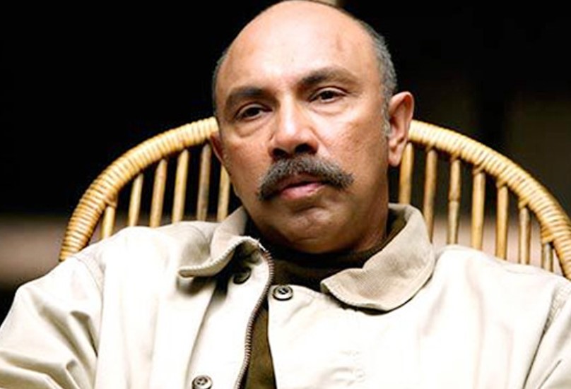 The main character is played by Sathyaraj