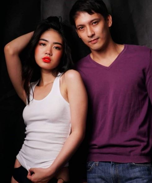 Acosta with fellow actor