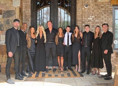 Brielle Biermann complete family