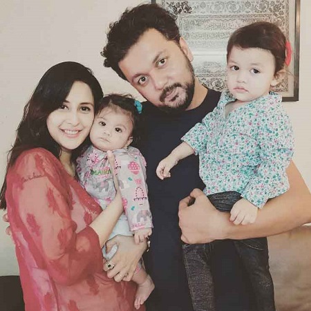 Chahat Khanna with her husband