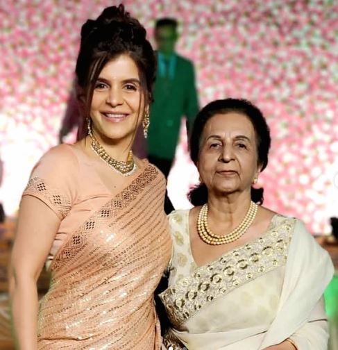 Chetna with her mother