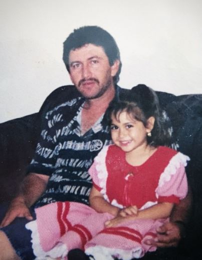 Childhood photo of Jailyne with her dad