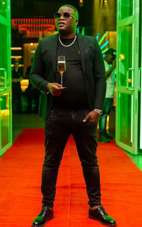 DJ Sumbody height