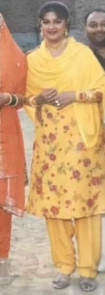 Daljeet Kaur height
