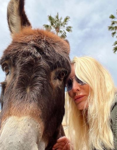 Jillian Fink is an animal lover