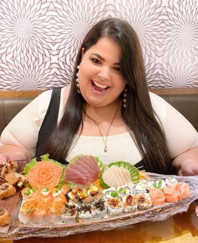 Juliana is a foodie