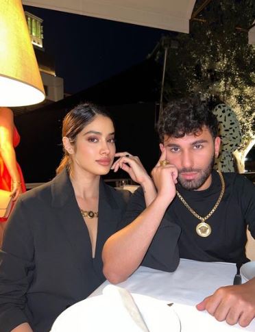 Orhan Awatramani with Janhvi Kapoor