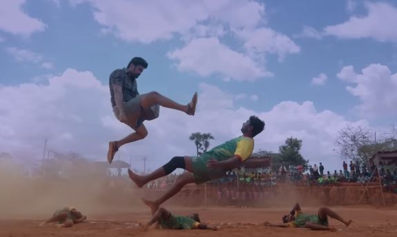 Pattathu Arasan action scene