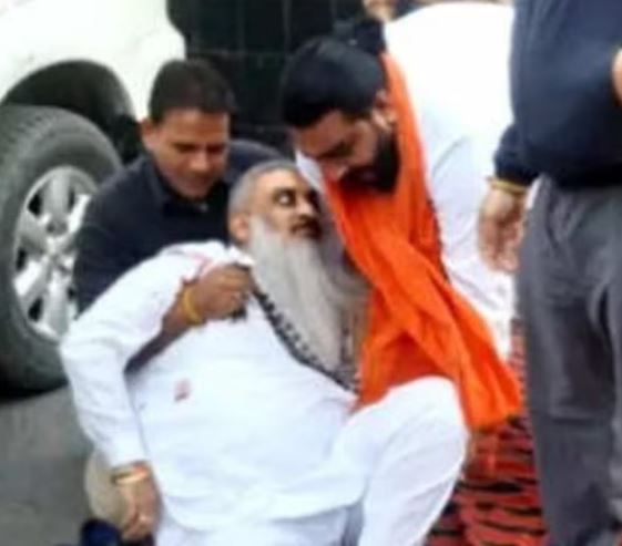 Shiv Sena leader Sudhir Kumar Suri shot dead in Amritsar
