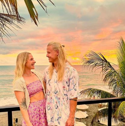 Sondre with his girlfriend