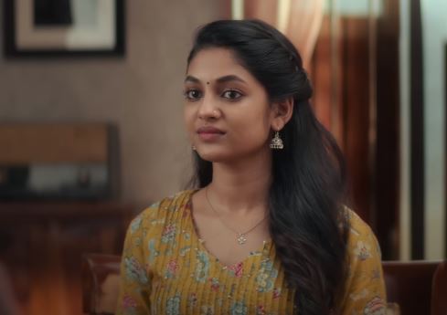 The role of Nikitha Shastri is acted by Ivana