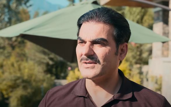 The role of Vikrant Rathore is acted by Arbaaz Khan