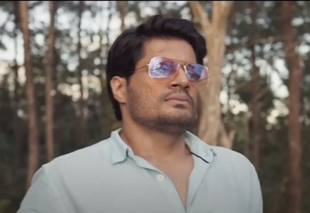Vazhakk Movie free download