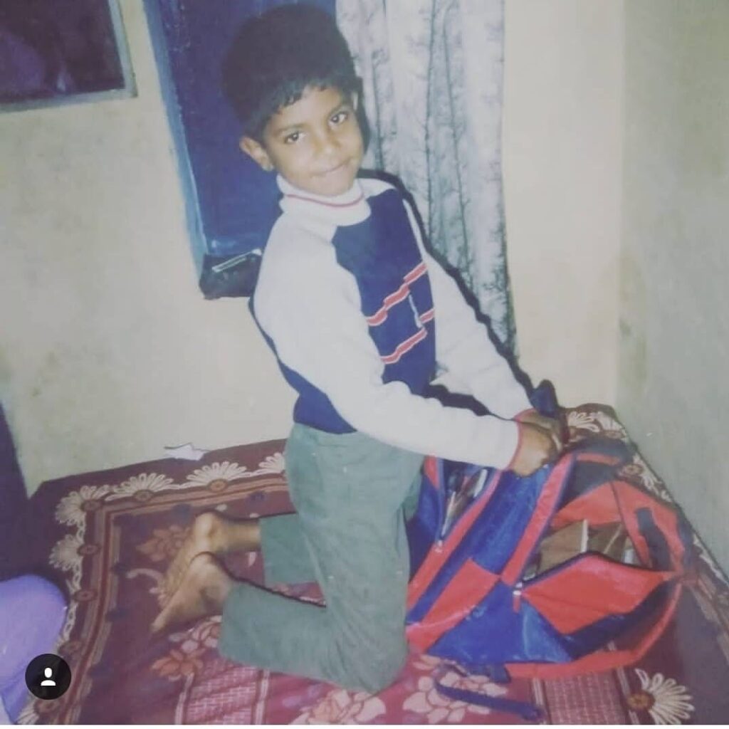 Yash Dayal childhood picture