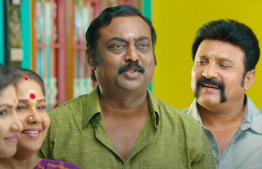 Actor Saravanan as Kasi