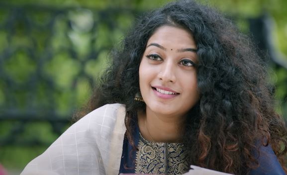 Actress Anjali Nair as Radhe